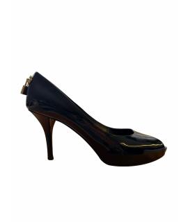 LOUIS VUITTON Туфли