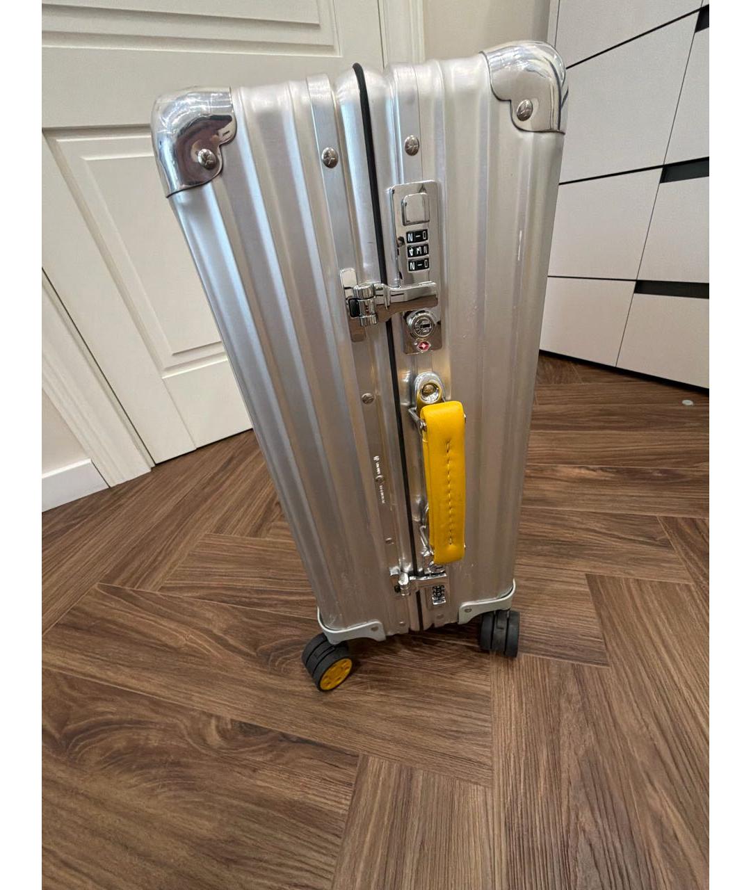 Rimowa Серебрянный чемодан, фото 8