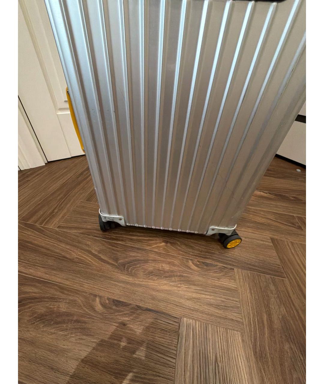 Rimowa Серебрянный чемодан, фото 7
