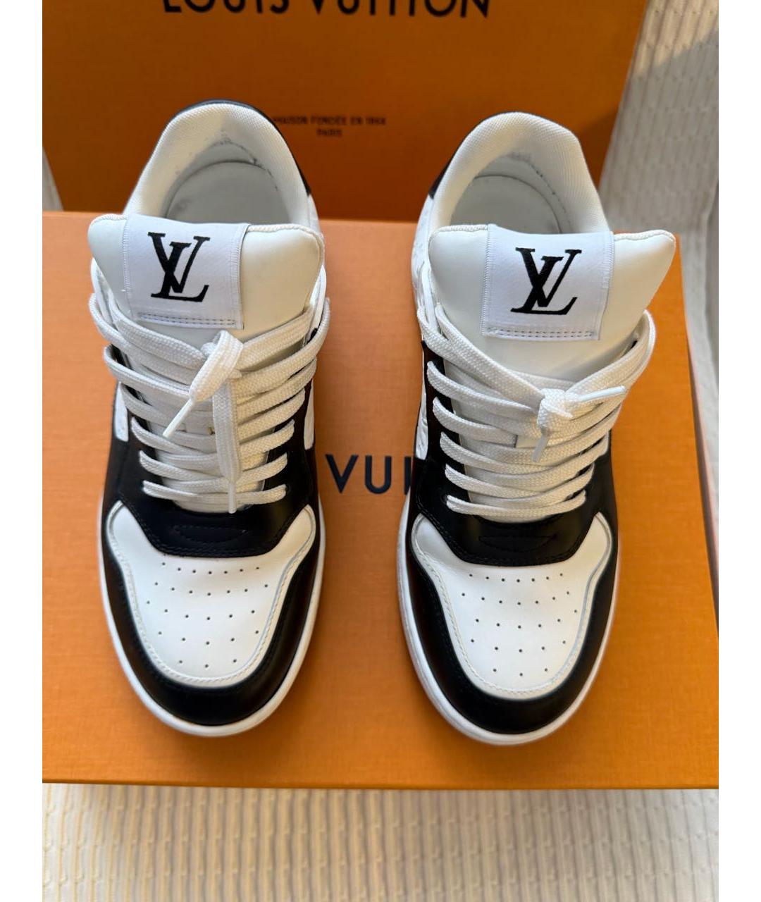 LOUIS VUITTON Белые кожаные кроссовки, фото 2