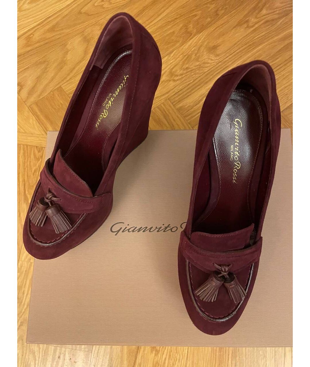 GIANVITO ROSSI Бордовые замшевые туфли, фото 2