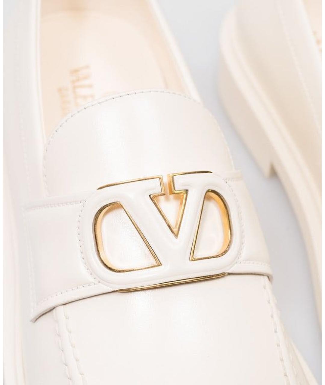 VALENTINO Белые лоферы из лакированной кожи, фото 2