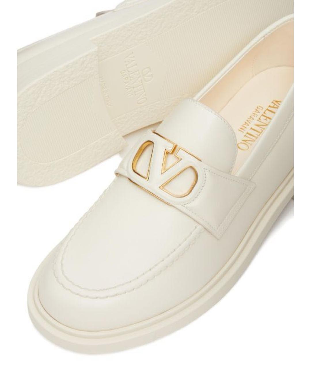 VALENTINO Белые лоферы из лакированной кожи, фото 5