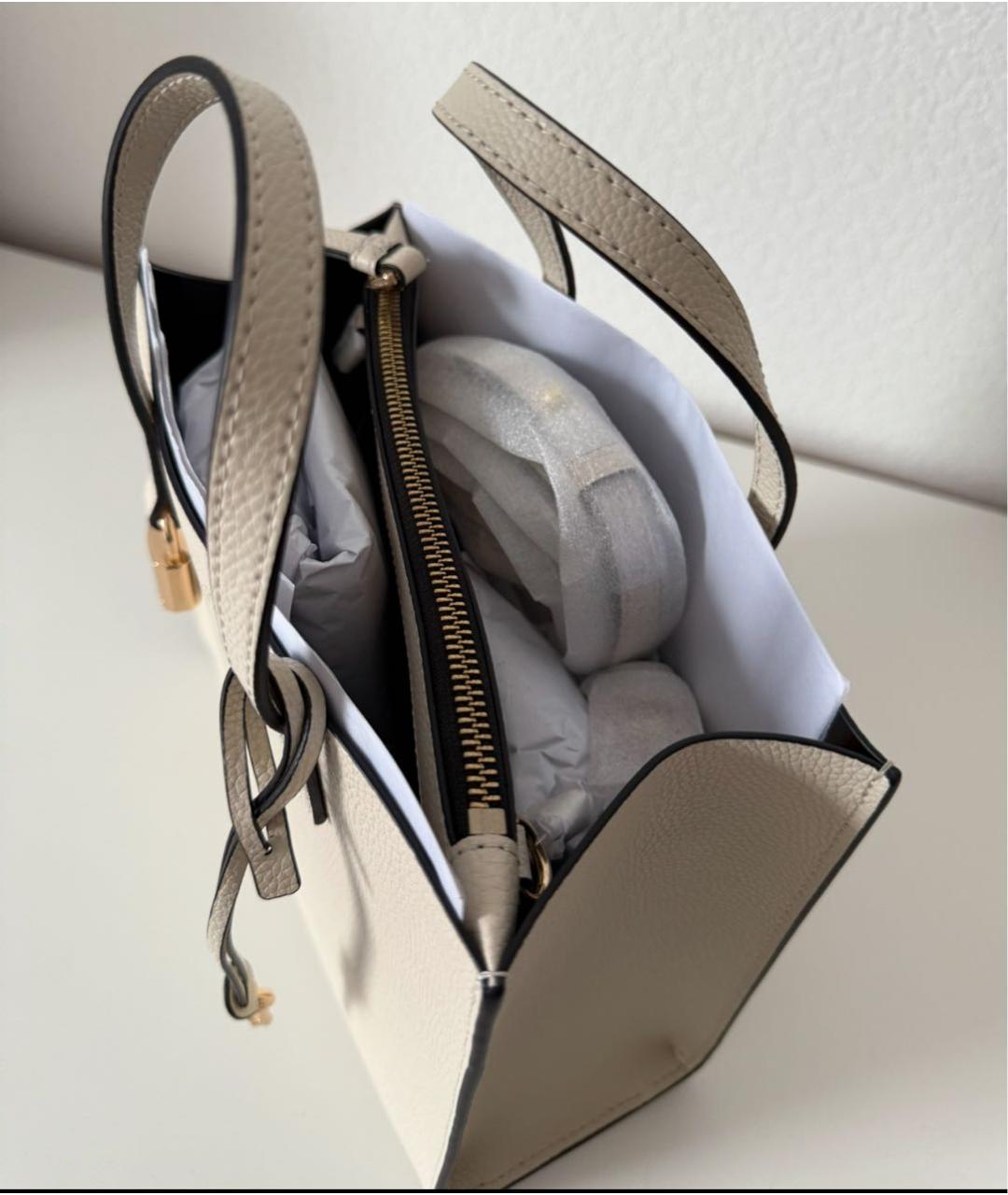 MARC JACOBS Бежевая кожаная сумка с короткими ручками, фото 3