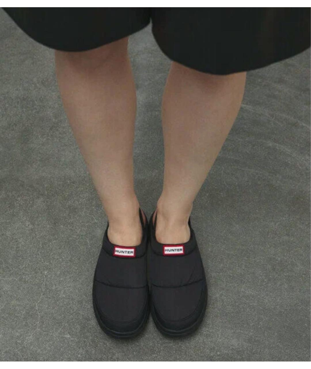 HUNTER Черные синтетические сабо, фото 2