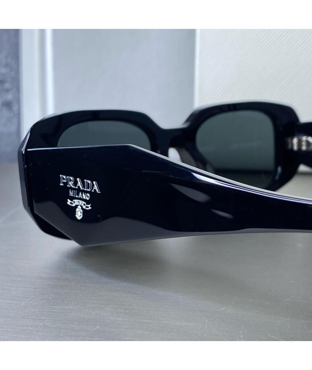 PRADA Черные пластиковые солнцезащитные очки, фото 5