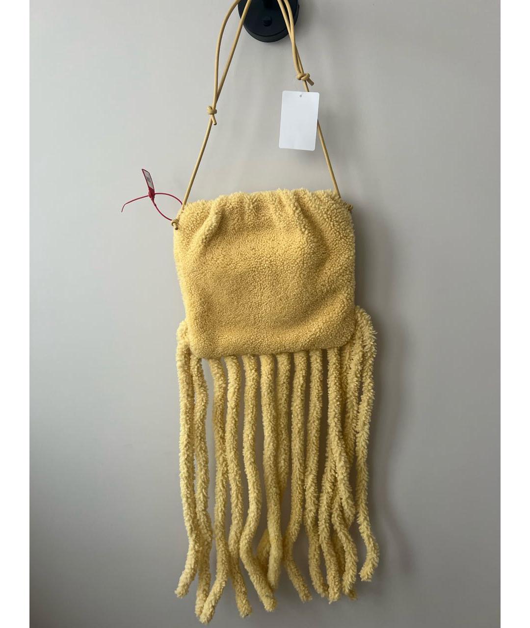 BOTTEGA VENETA Желтая меховая сумка с короткими ручками, фото 4