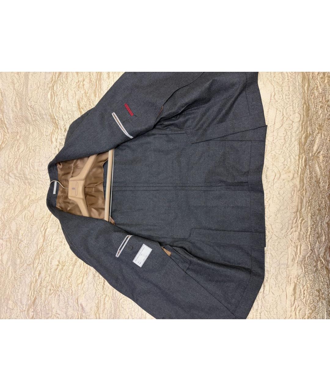 BRUNELLO CUCINELLI Серый классический костюм, фото 3