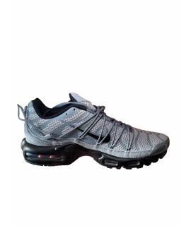 NIKE Низкие кроссовки / кеды