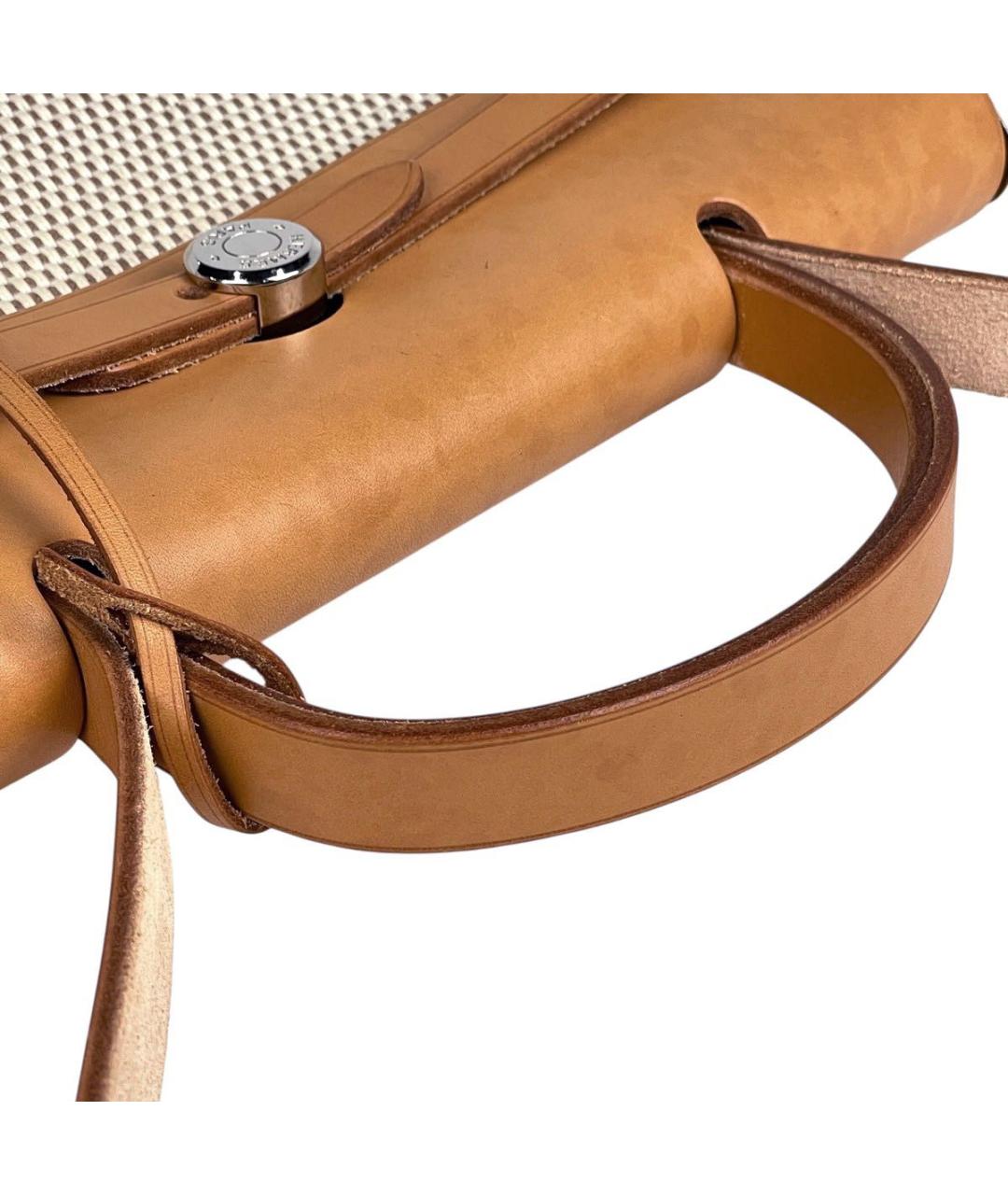 HERMES Бежевая кожаная сумка с короткими ручками, фото 3