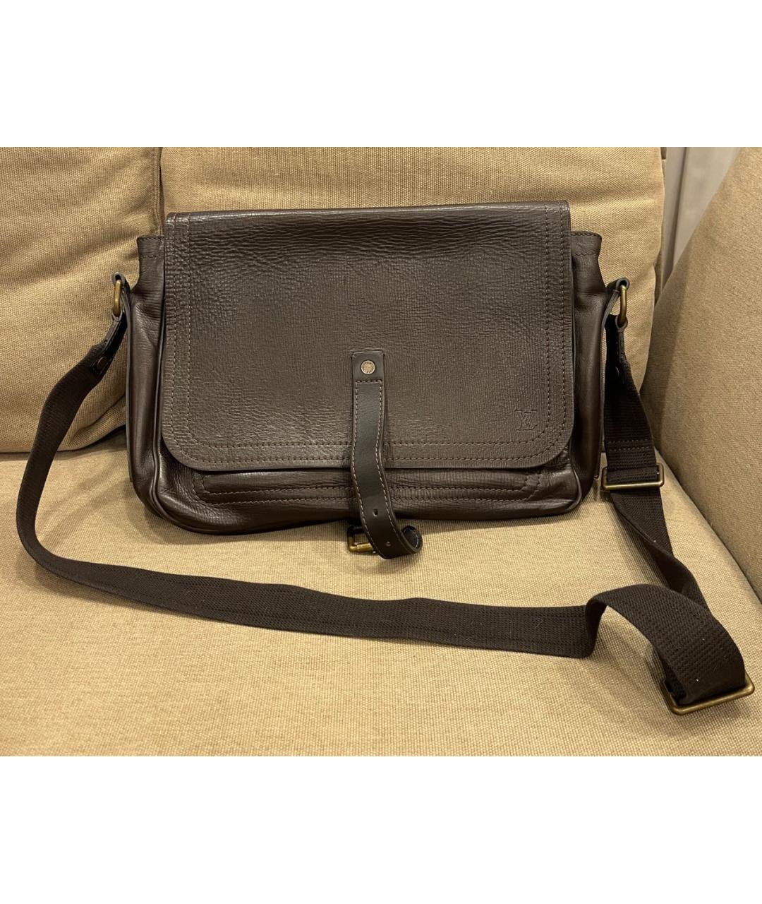 LOUIS VUITTON Коричневый кожаный портфель, фото 9