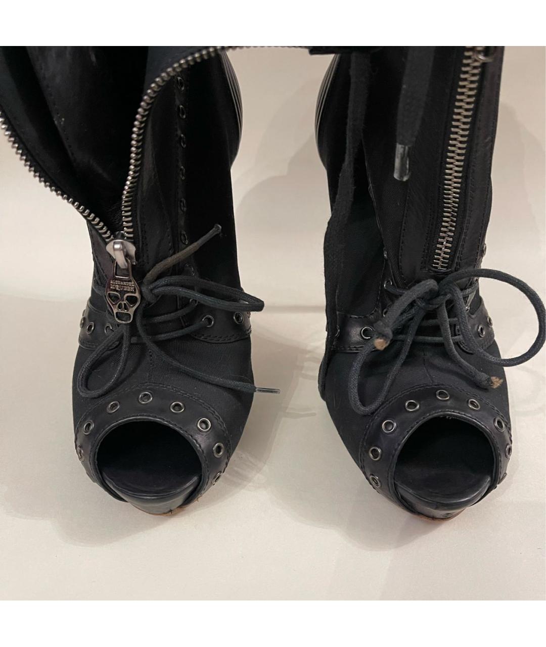 ALEXANDER MCQUEEN Черные текстильные ботильоны, фото 3