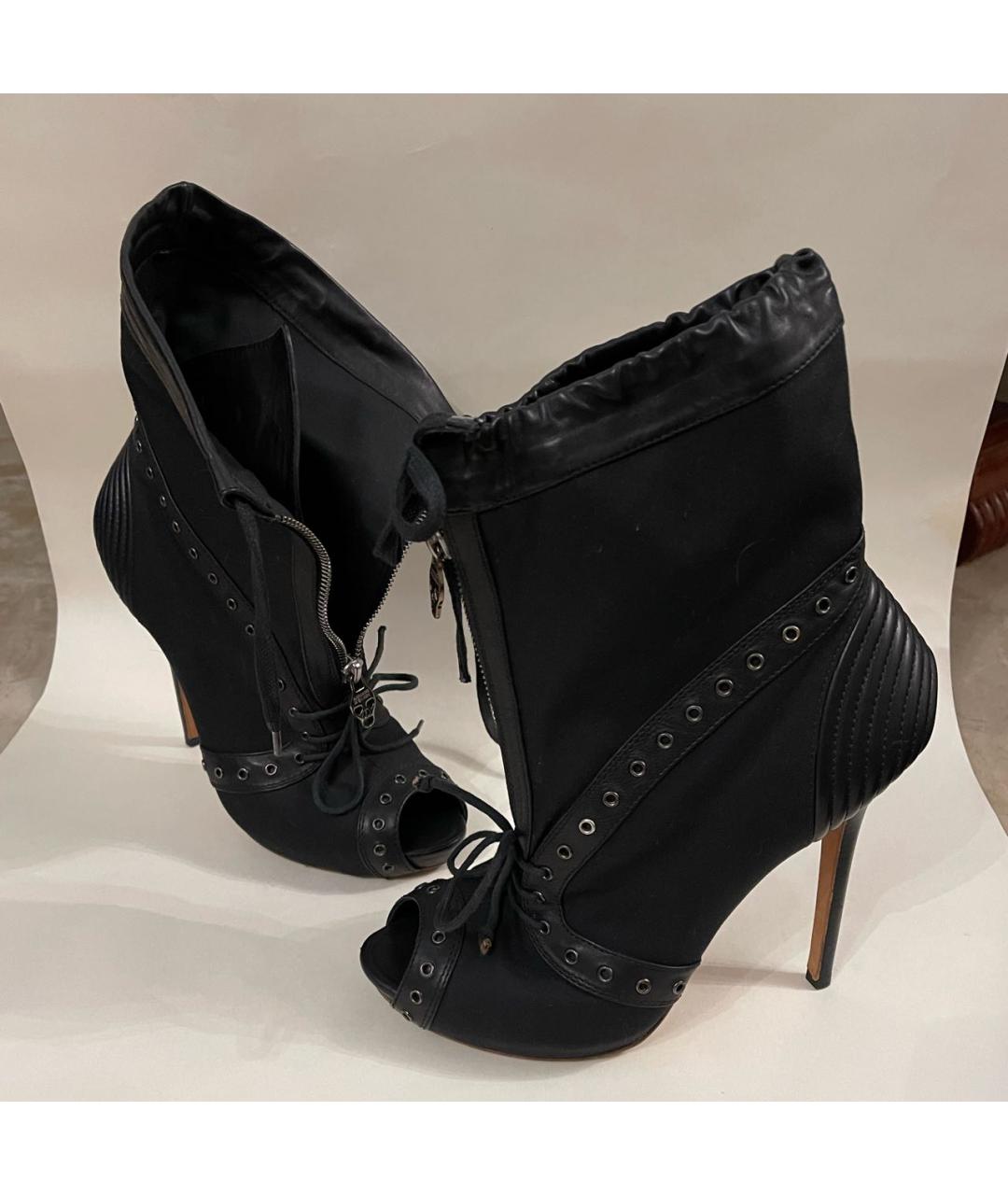 ALEXANDER MCQUEEN Черные текстильные ботильоны, фото 2