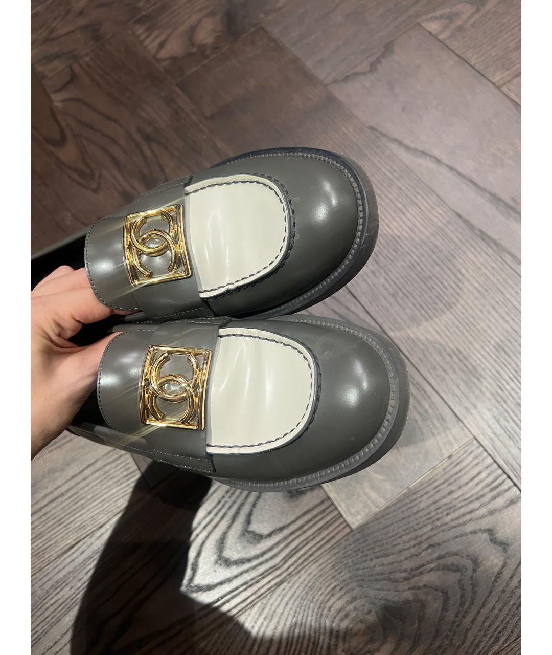 CHANEL Серые кожаные лоферы, фото 5