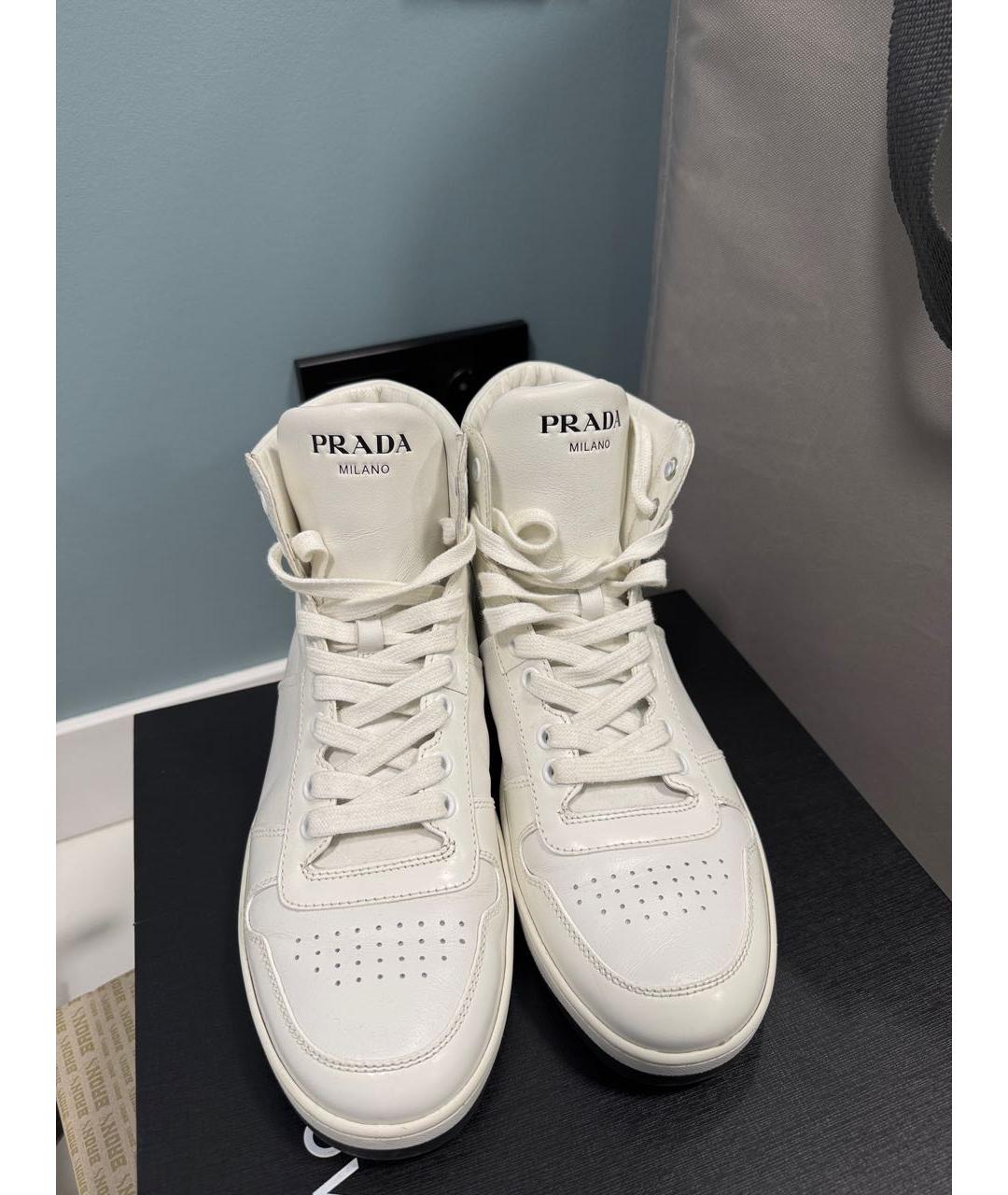 PRADA Белые кожаные кеды, фото 3