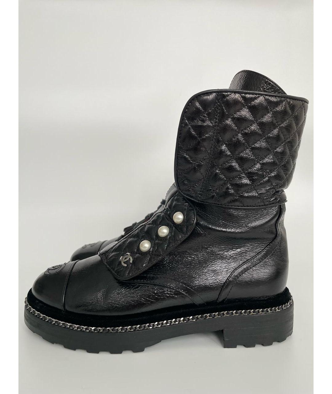 CHANEL Черные ботинки из лакированной кожи, фото 4