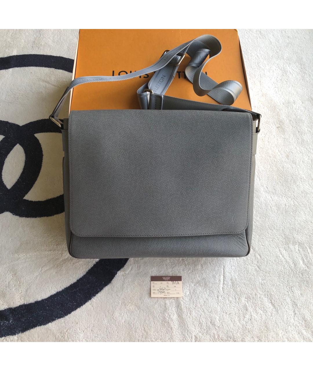 LOUIS VUITTON Серая кожаная сумка через плечо, фото 9