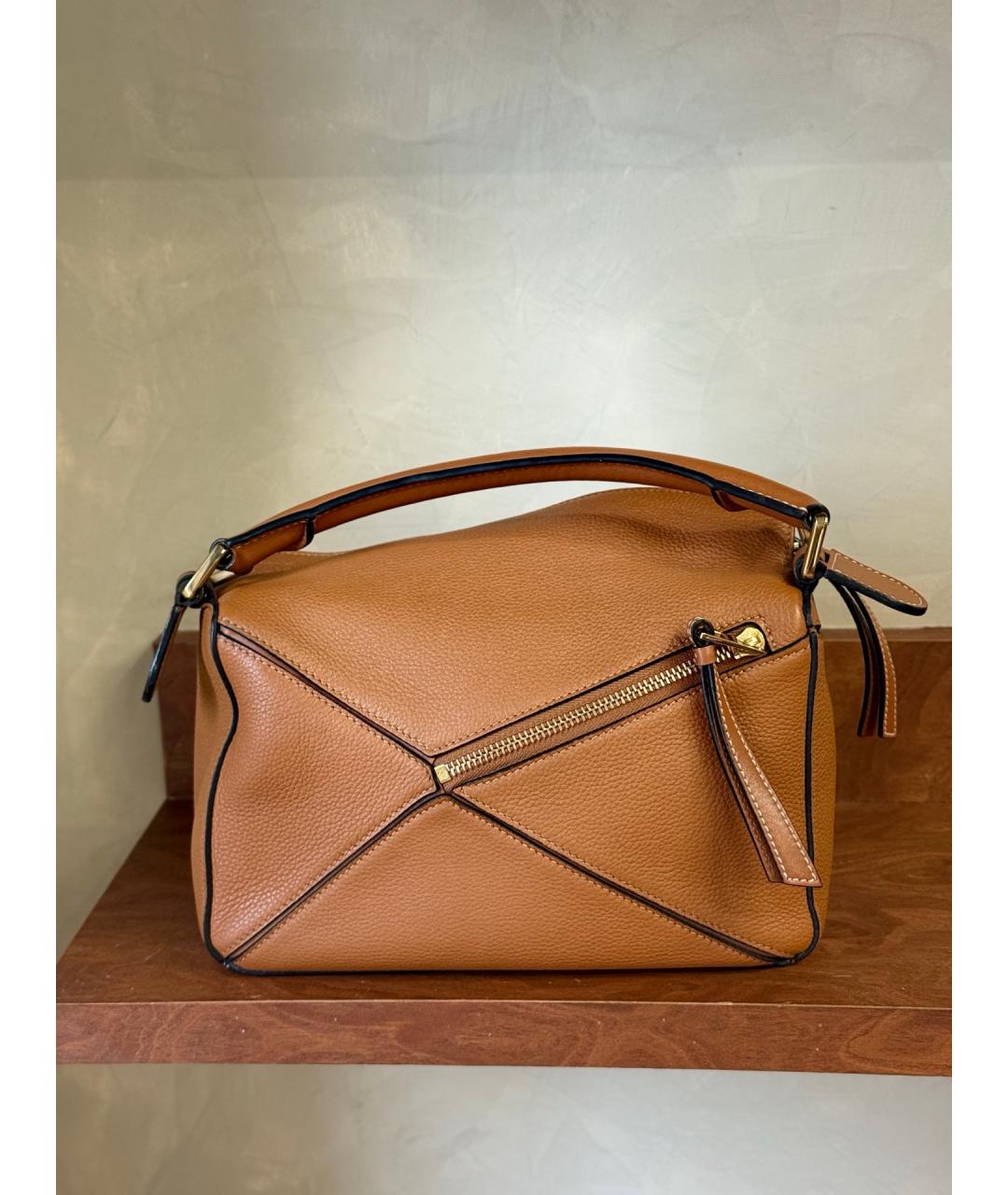 LOEWE Коричневая кожаная сумка с короткими ручками, фото 3