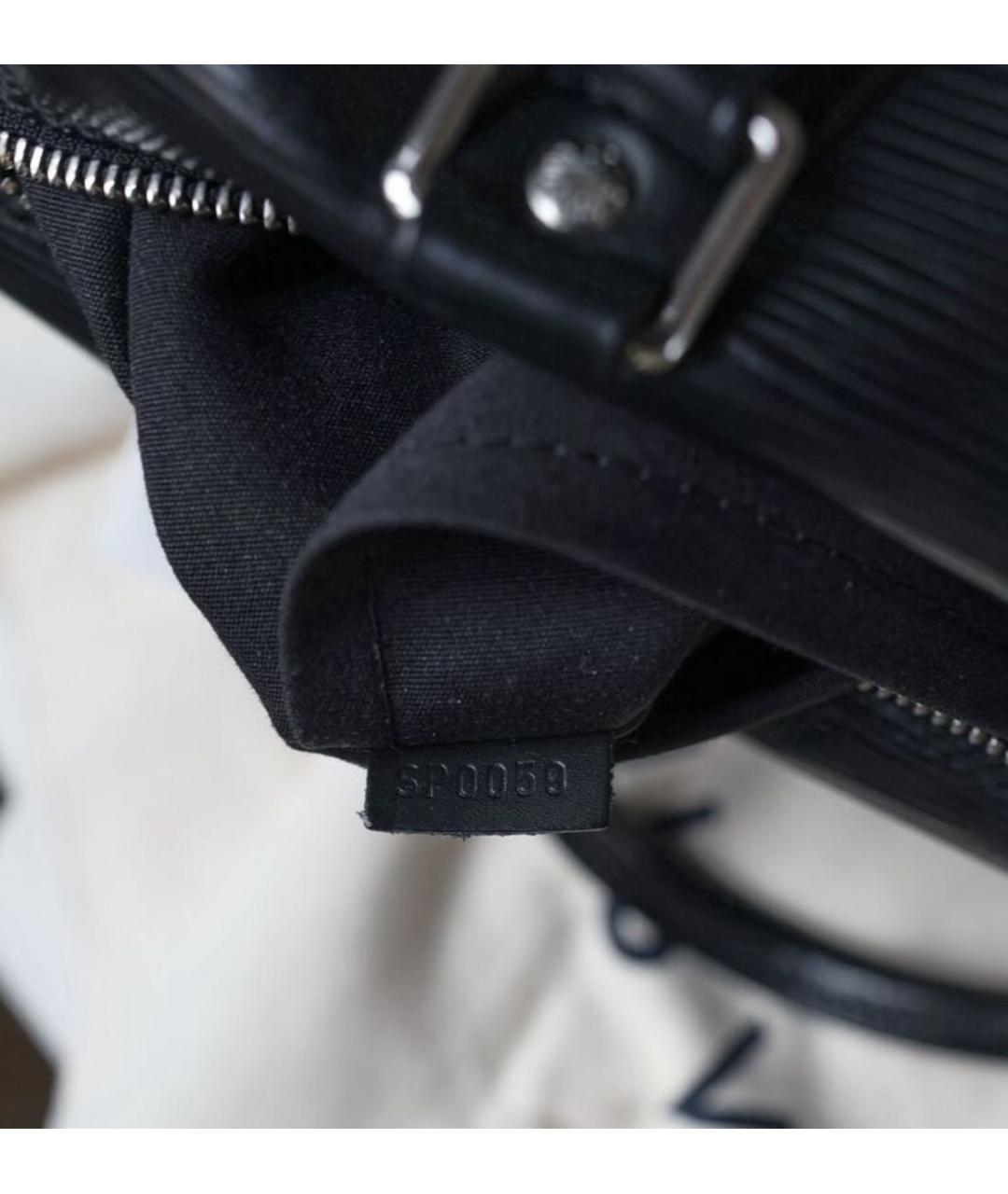 LOUIS VUITTON Черная кожаная сумка с короткими ручками, фото 4