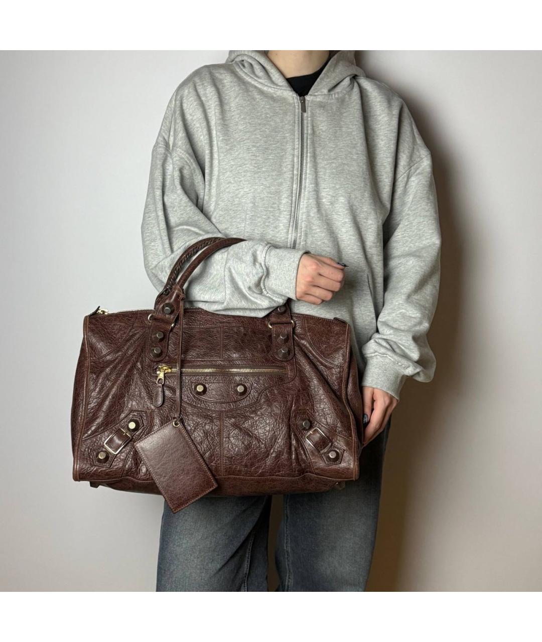 BALENCIAGA Коричневая кожаная сумка с короткими ручками, фото 8