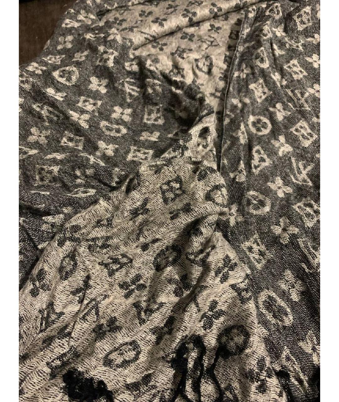 LOUIS VUITTON Серый шарф, фото 2