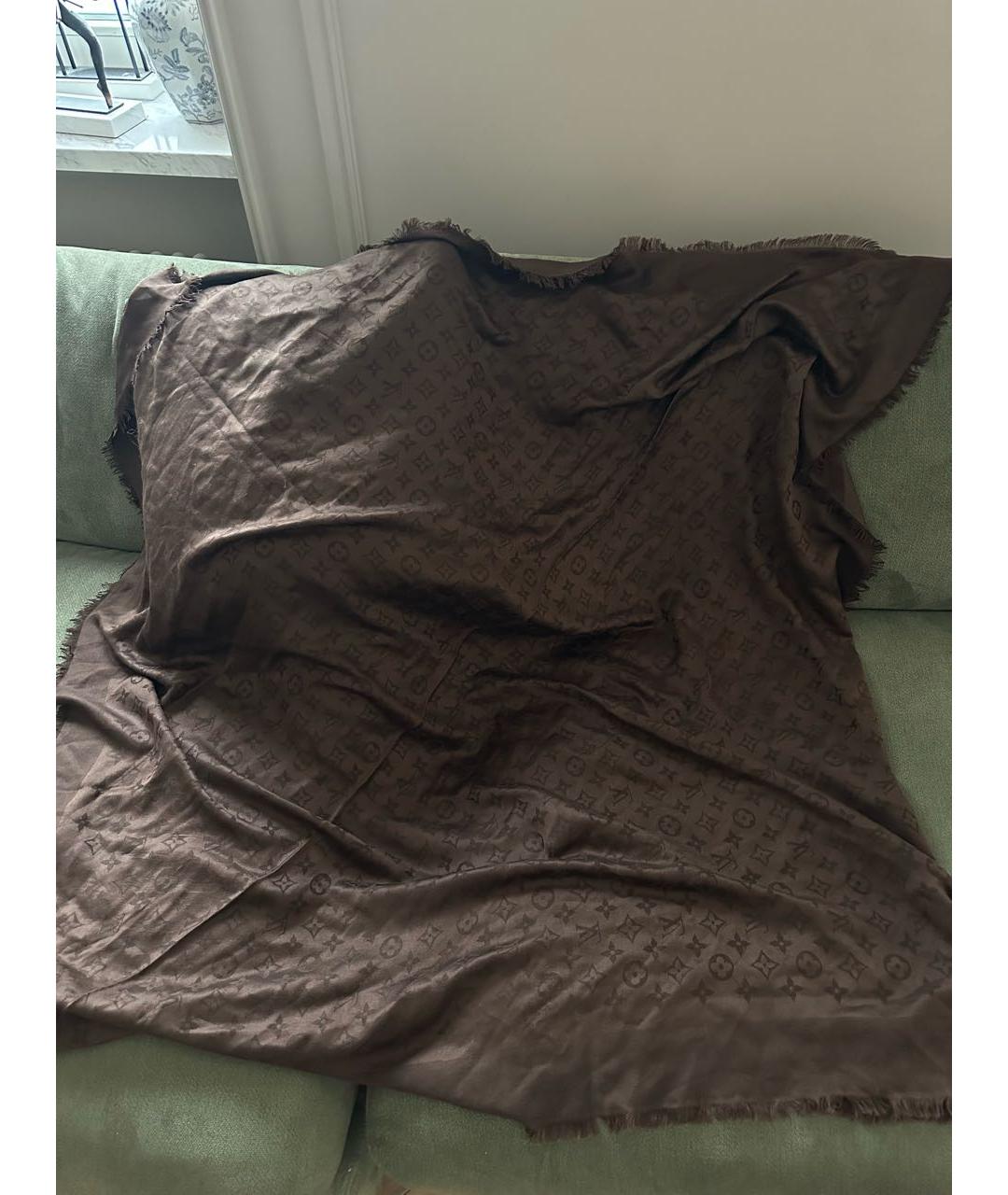 LOUIS VUITTON Коричневый шелковый платок, фото 2