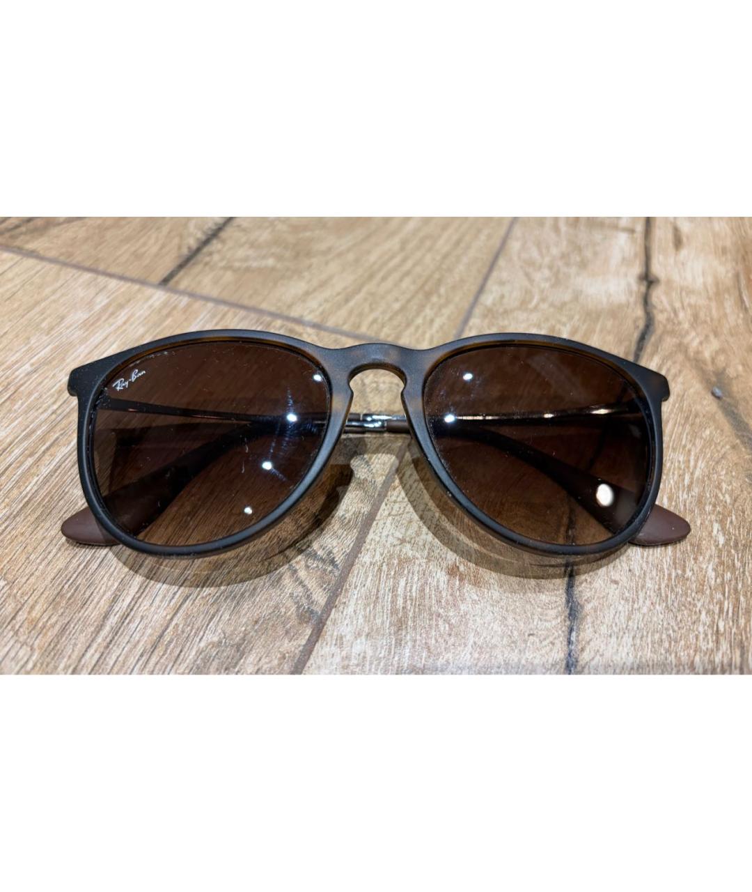 RAY BAN Коричневые пластиковые солнцезащитные очки, фото 6