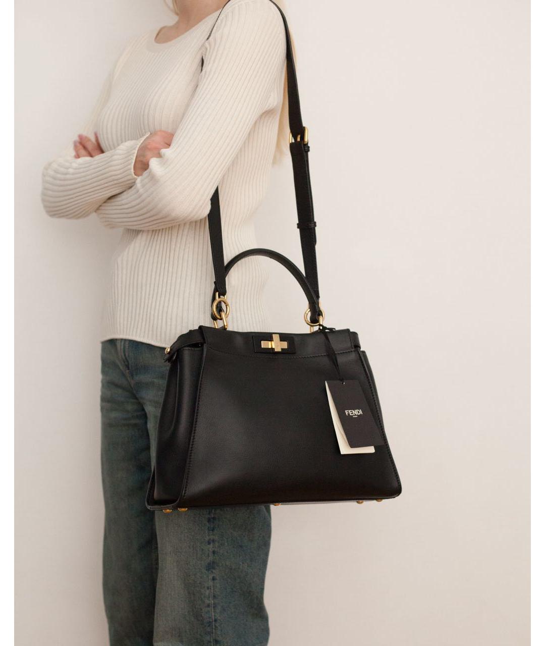 FENDI Черная кожаная сумка с короткими ручками, фото 3