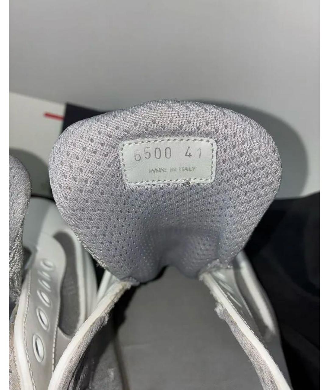 PRADA Белые резиновые низкие кроссовки / кеды, фото 6