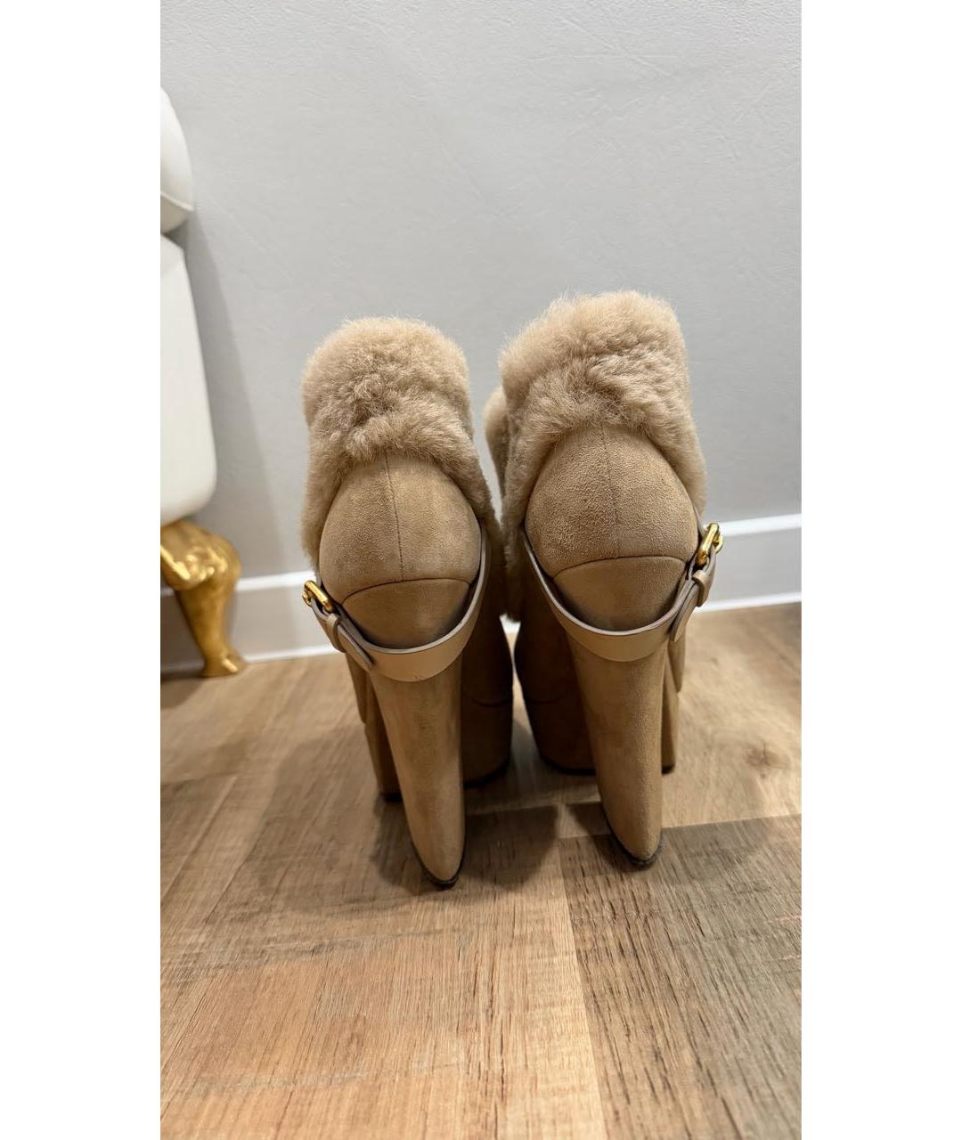 GIAN MARCO LORENZI Бежевые замшевые ботильоны, фото 4