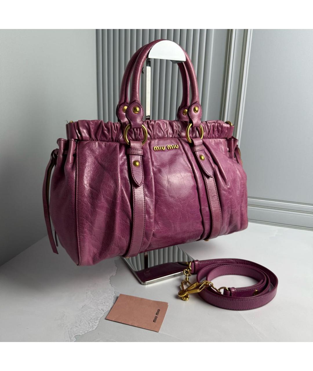 MIU MIU Розовая кожаная сумка с короткими ручками, фото 2