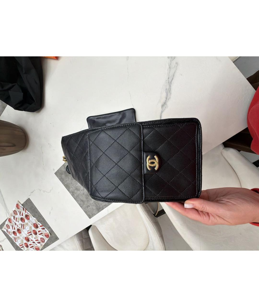 CHANEL Черная кожаная сумка через плечо, фото 7