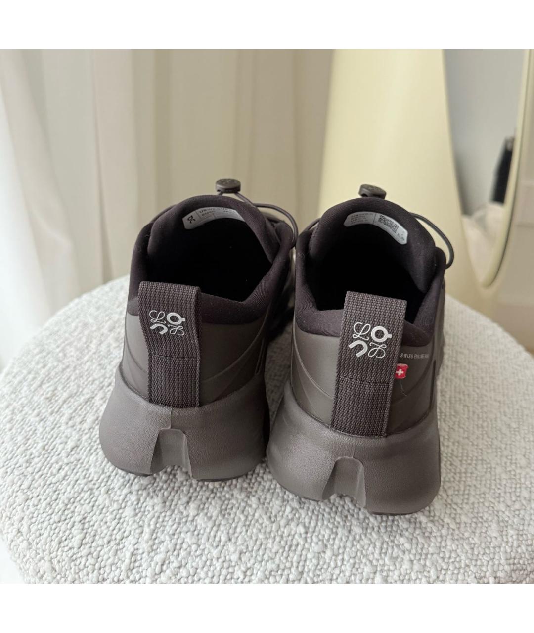 LOEWE Коричневые кроссовки, фото 8