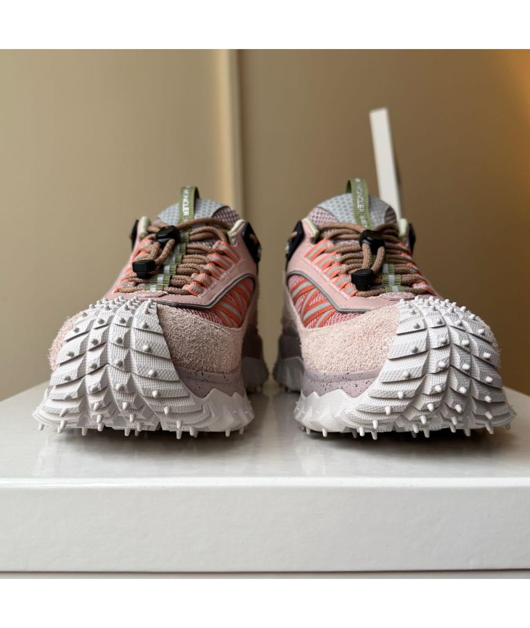 MONCLER Розовые замшевые кроссовки, фото 3