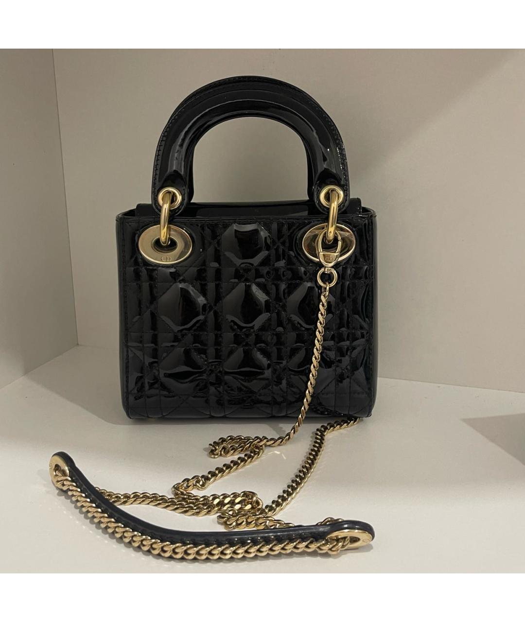 CHRISTIAN DIOR Черная сумка с короткими ручками из лакированной кожи, фото 3