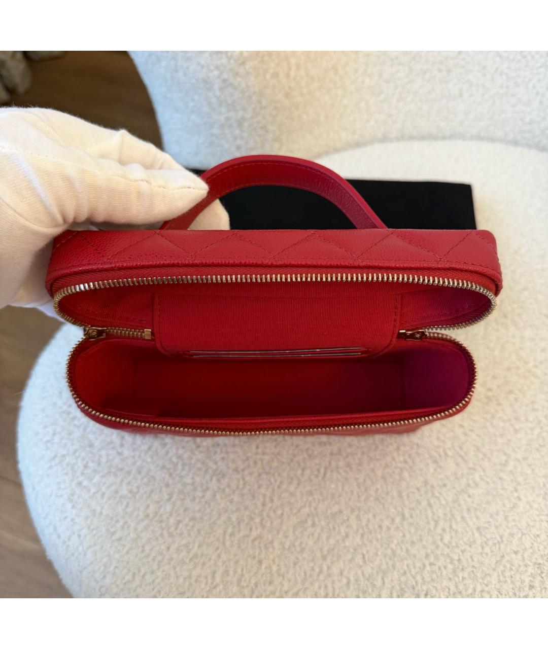 CHANEL Красная кожаная сумка через плечо, фото 5
