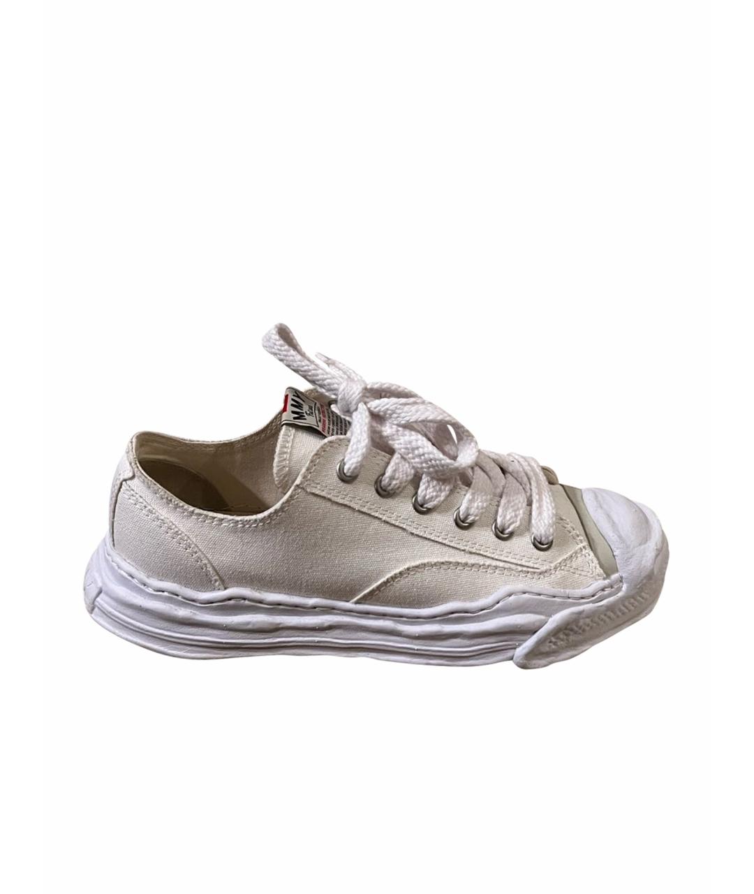 MAISON MIHARA YASUHIRO Белые текстильные низкие кроссовки / кеды, фото 1