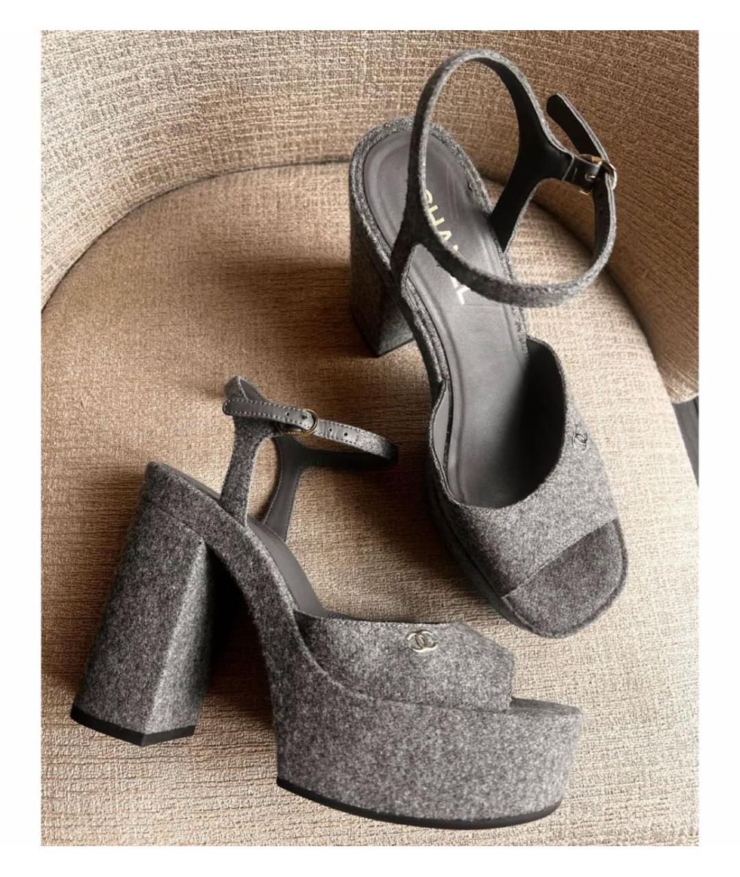 CHANEL Серые текстильные босоножки, фото 4