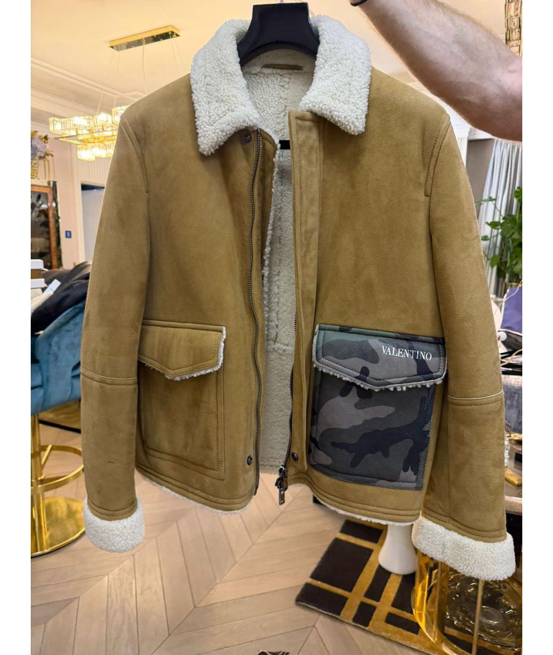 VALENTINO Горчичная замшевая дубленка, фото 5