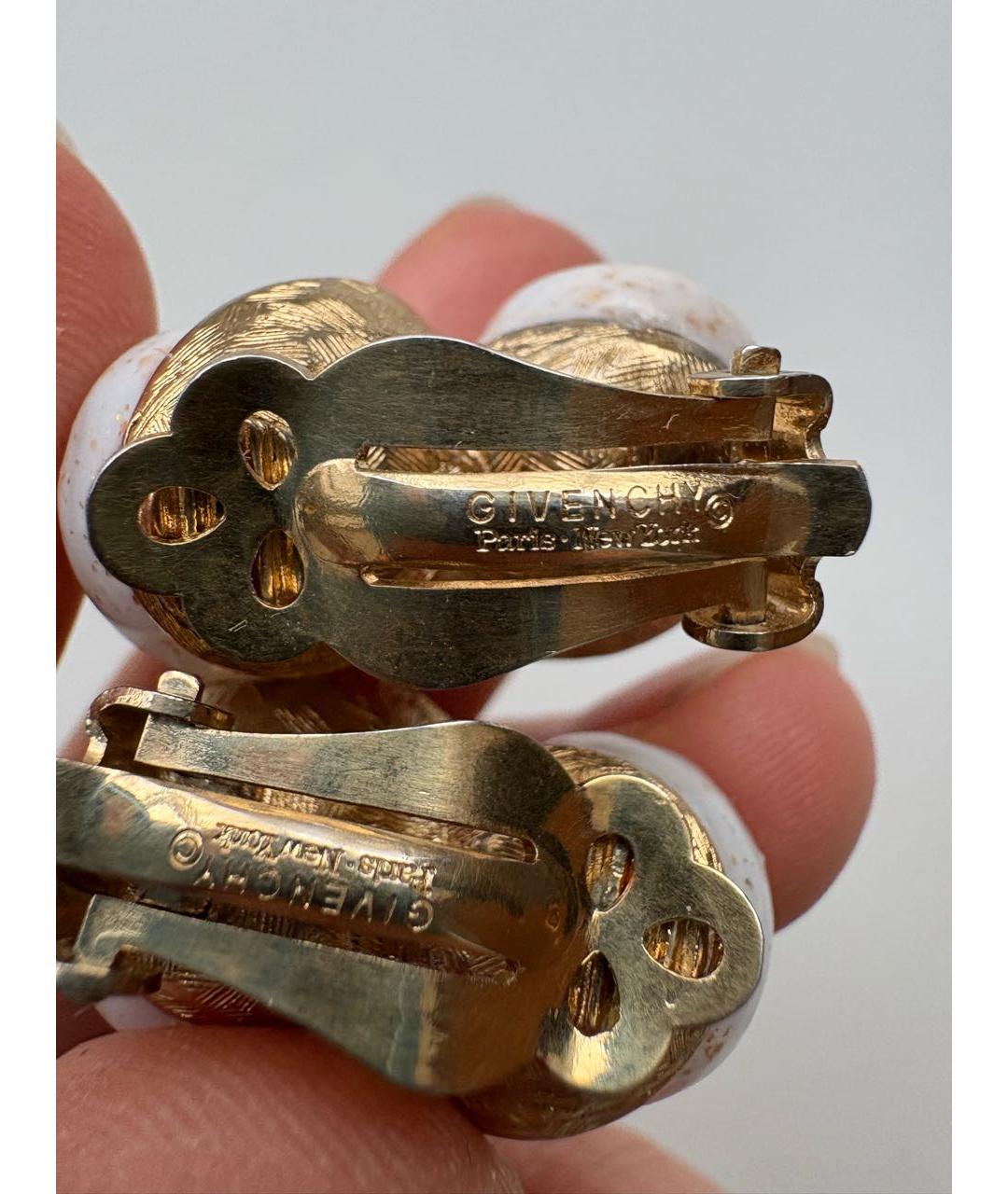 GIVENCHY Золотые металлические клипсы, фото 5