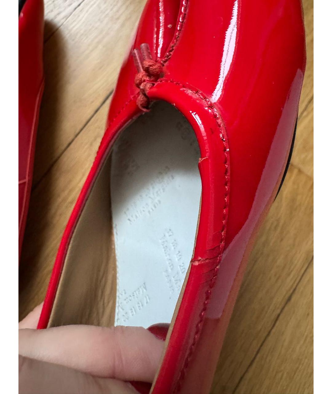 MAISON MARGIELA Красные балетки из лакированной кожи, фото 8