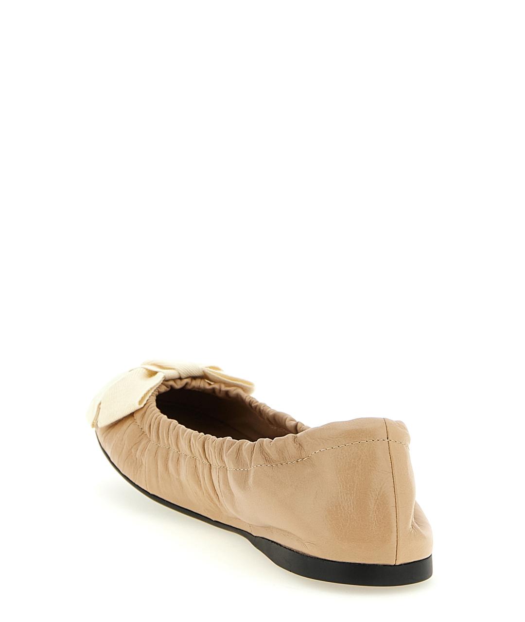 PRADA Бежевые кожаные балетки, фото 3