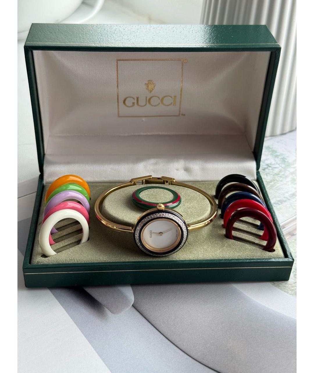 GUCCI Золотые пластиковые часы, фото 2