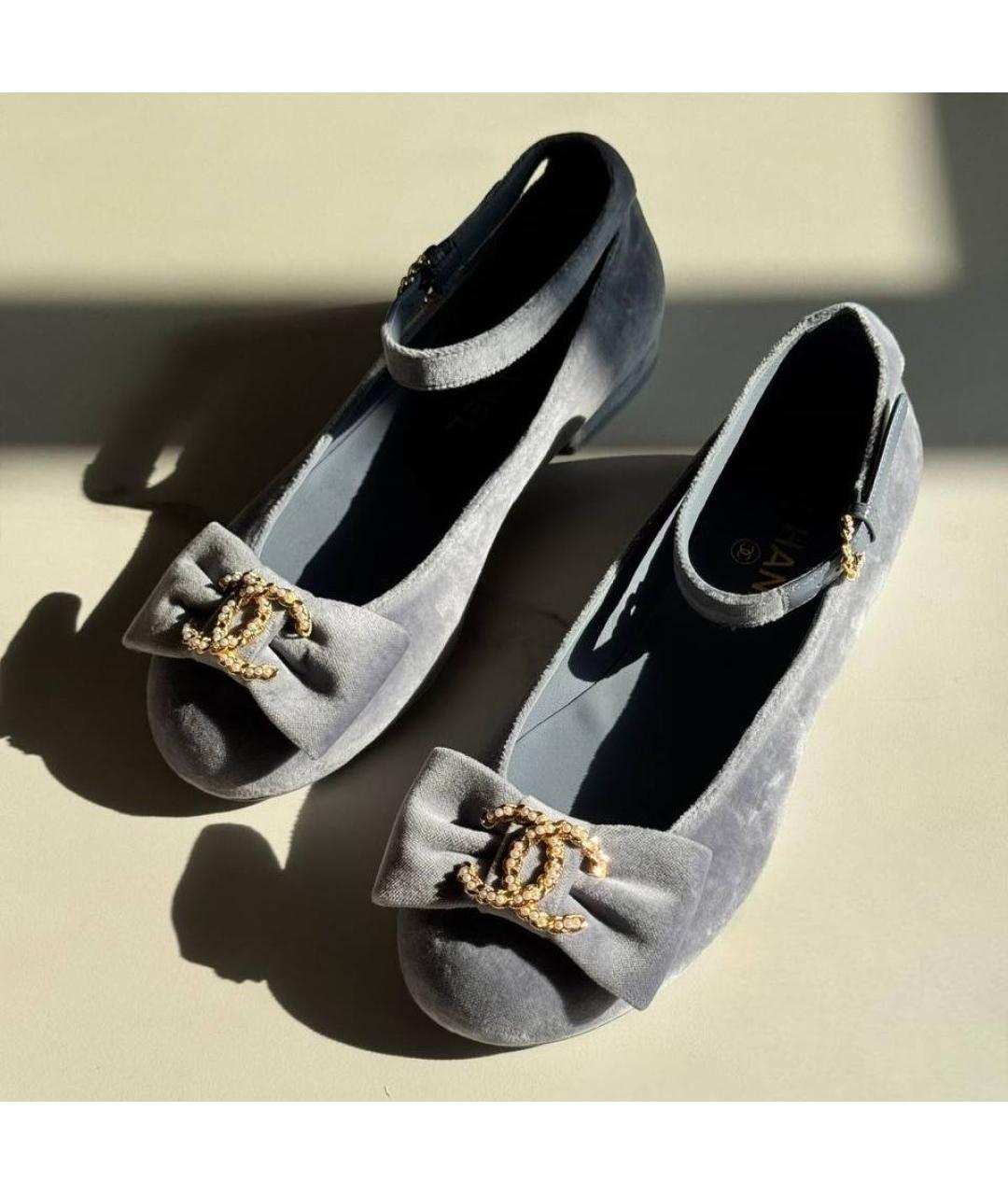 CHANEL Голубые бархатные балетки, фото 3