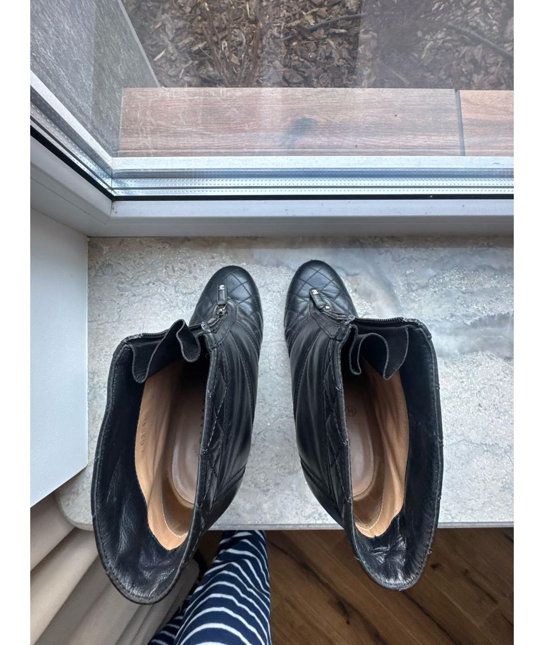 CHANEL Черные кожаные ботильоны, фото 3