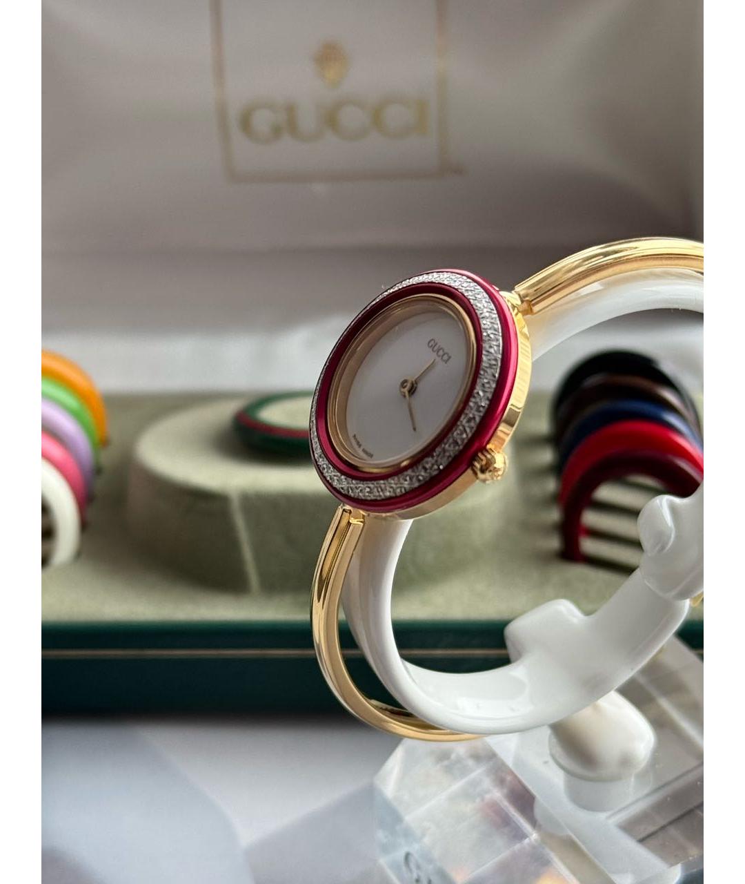 GUCCI Золотые пластиковые часы, фото 6