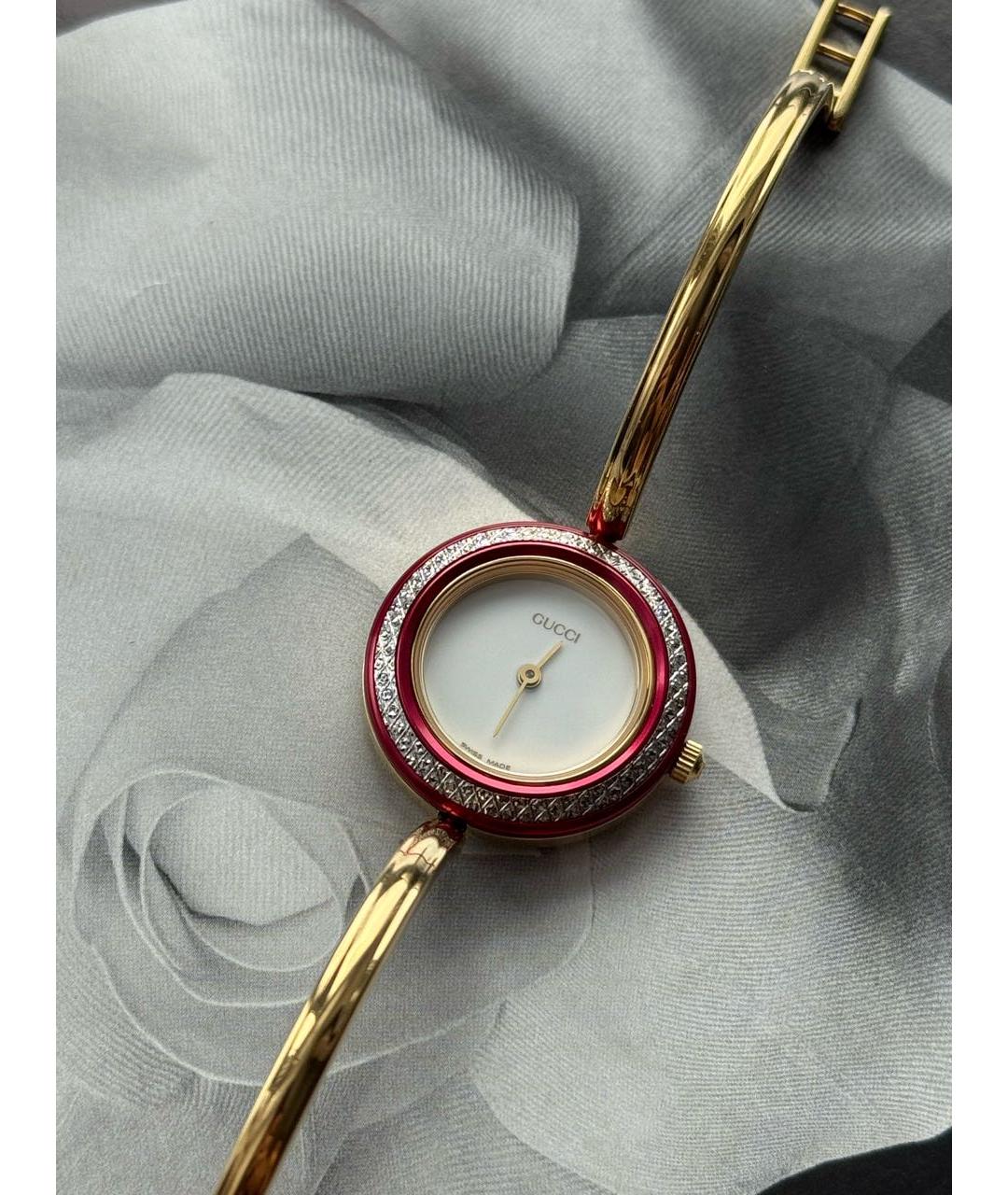 GUCCI Золотые пластиковые часы, фото 3