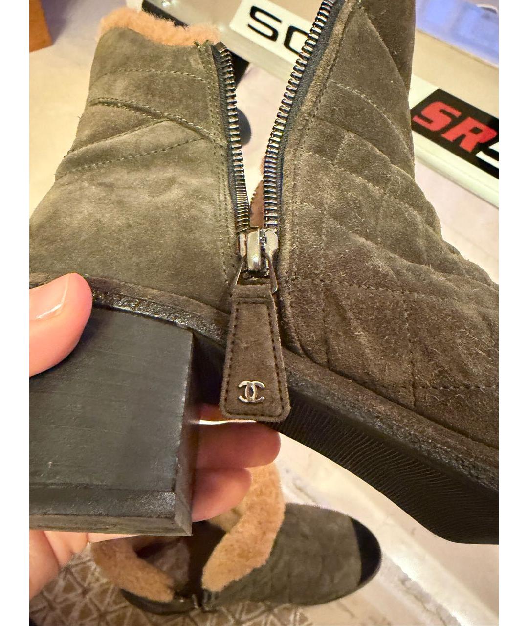 CHANEL Хаки замшевые ботильоны, фото 6