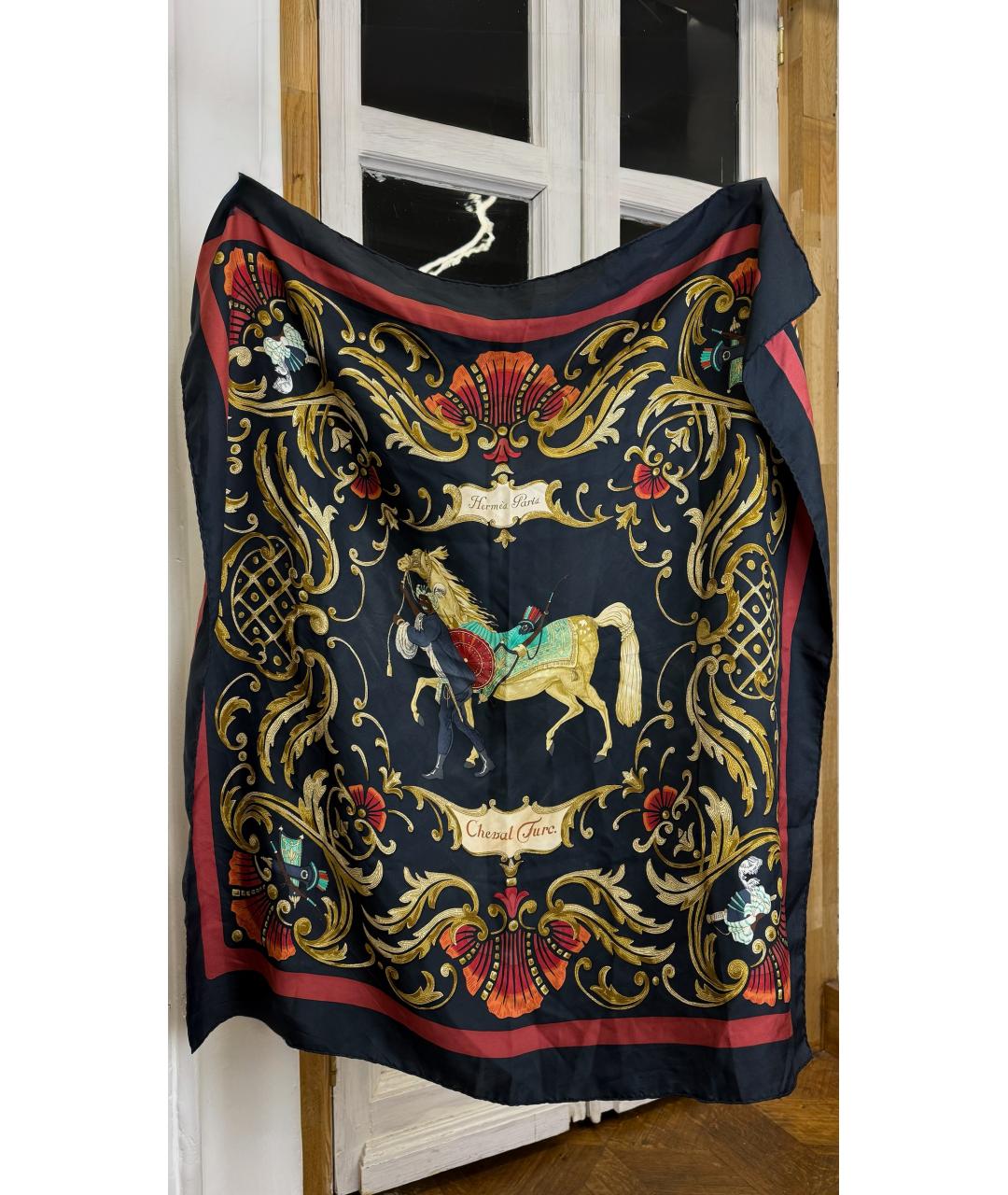 HERMES Черный шелковый платок, фото 2