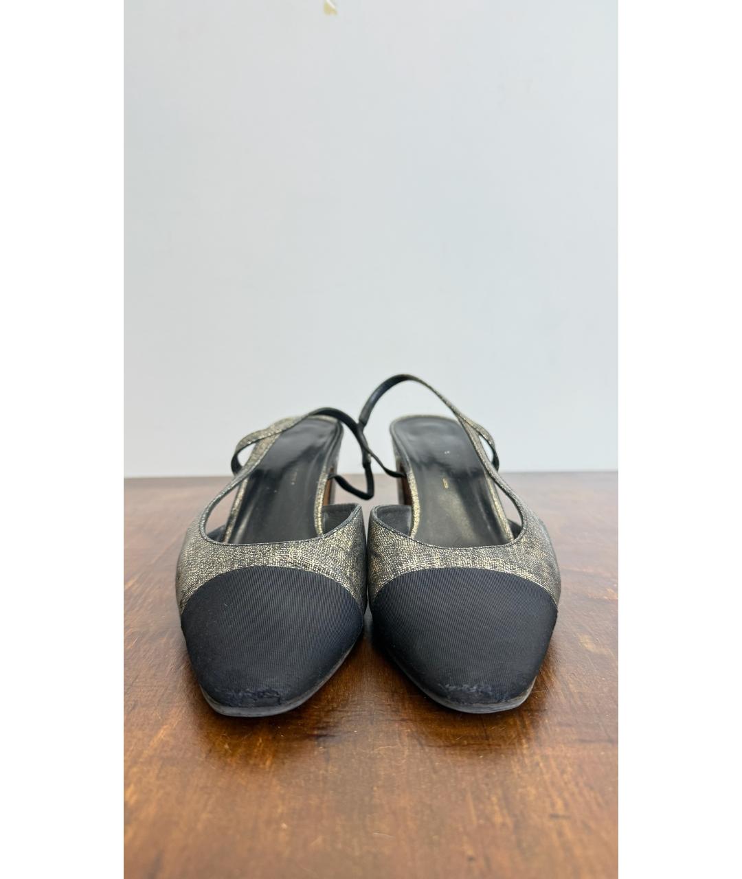 CHANEL Золотые текстильные туфли, фото 2